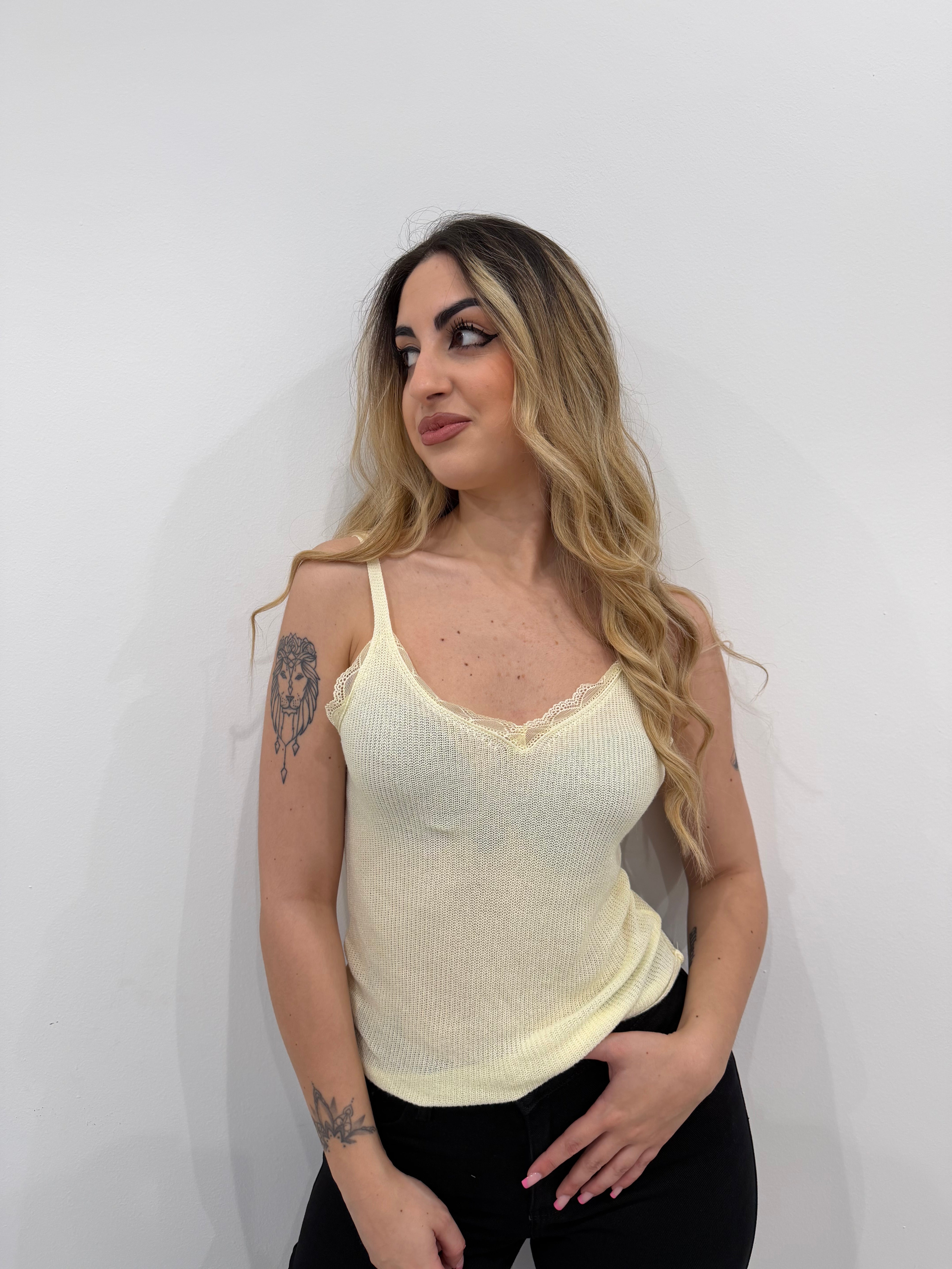 Top Katy a3917