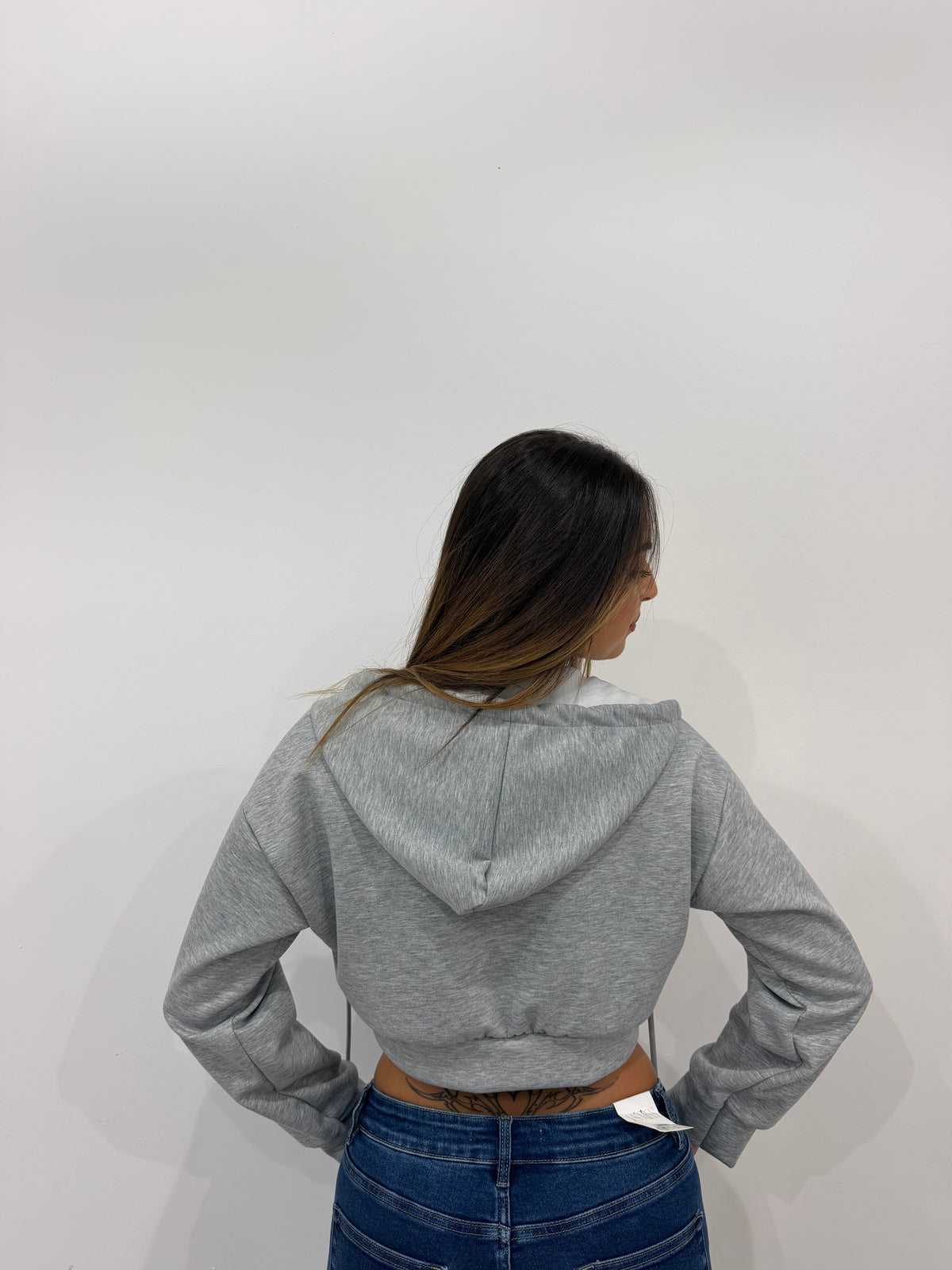 Felpa Crop 5586