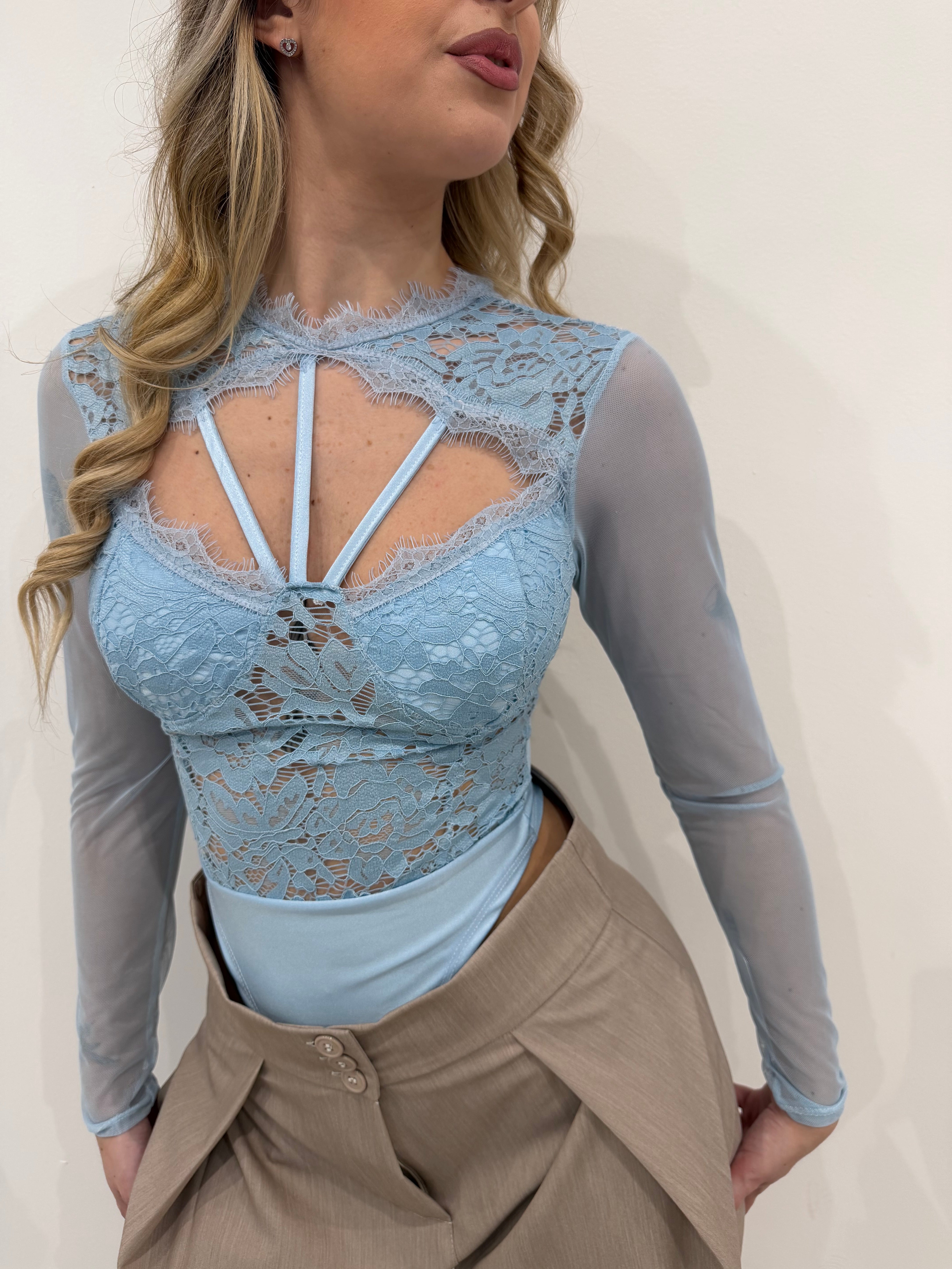 Body Nora 2207