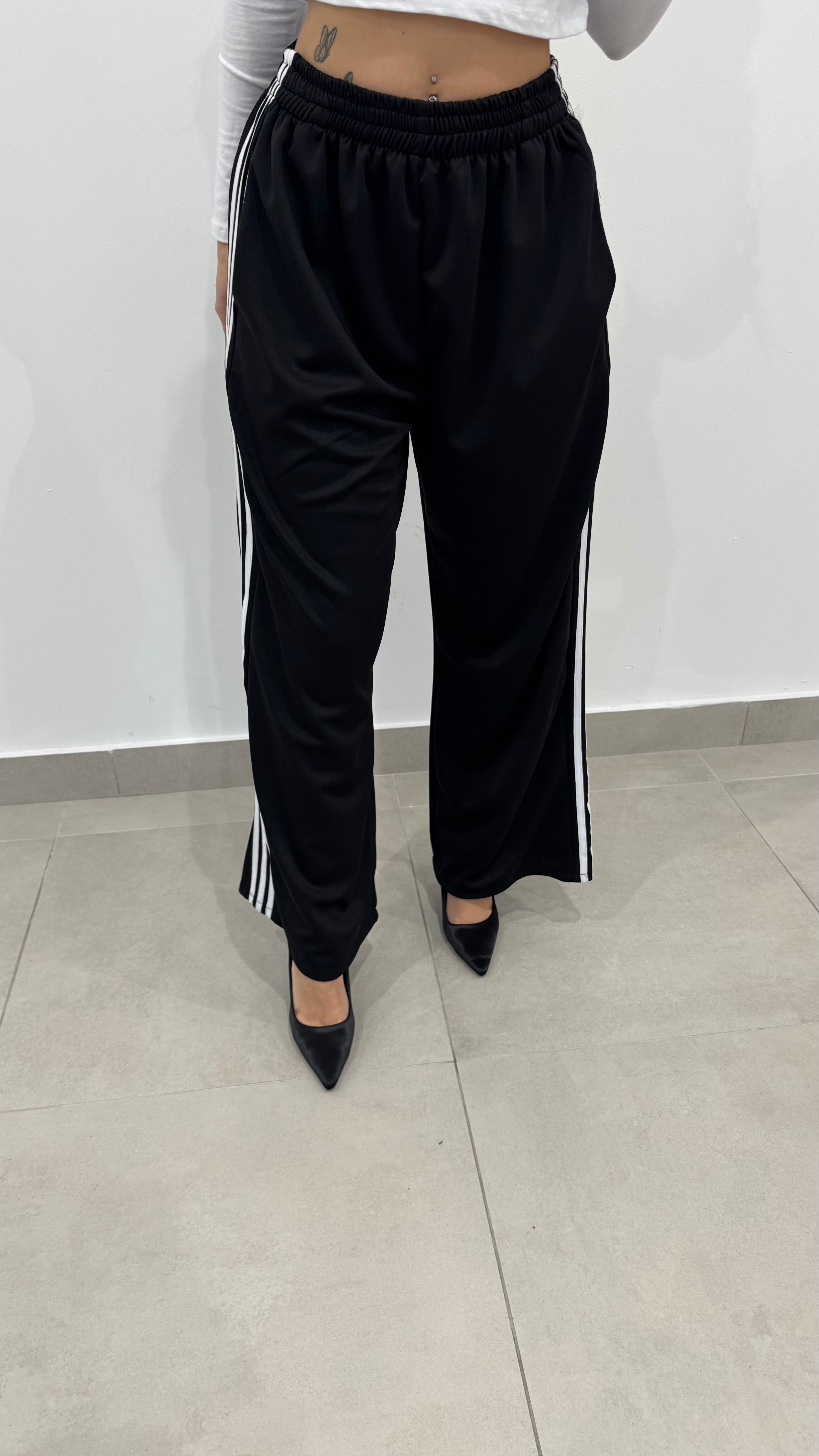 Pantatuta Melina White a525928