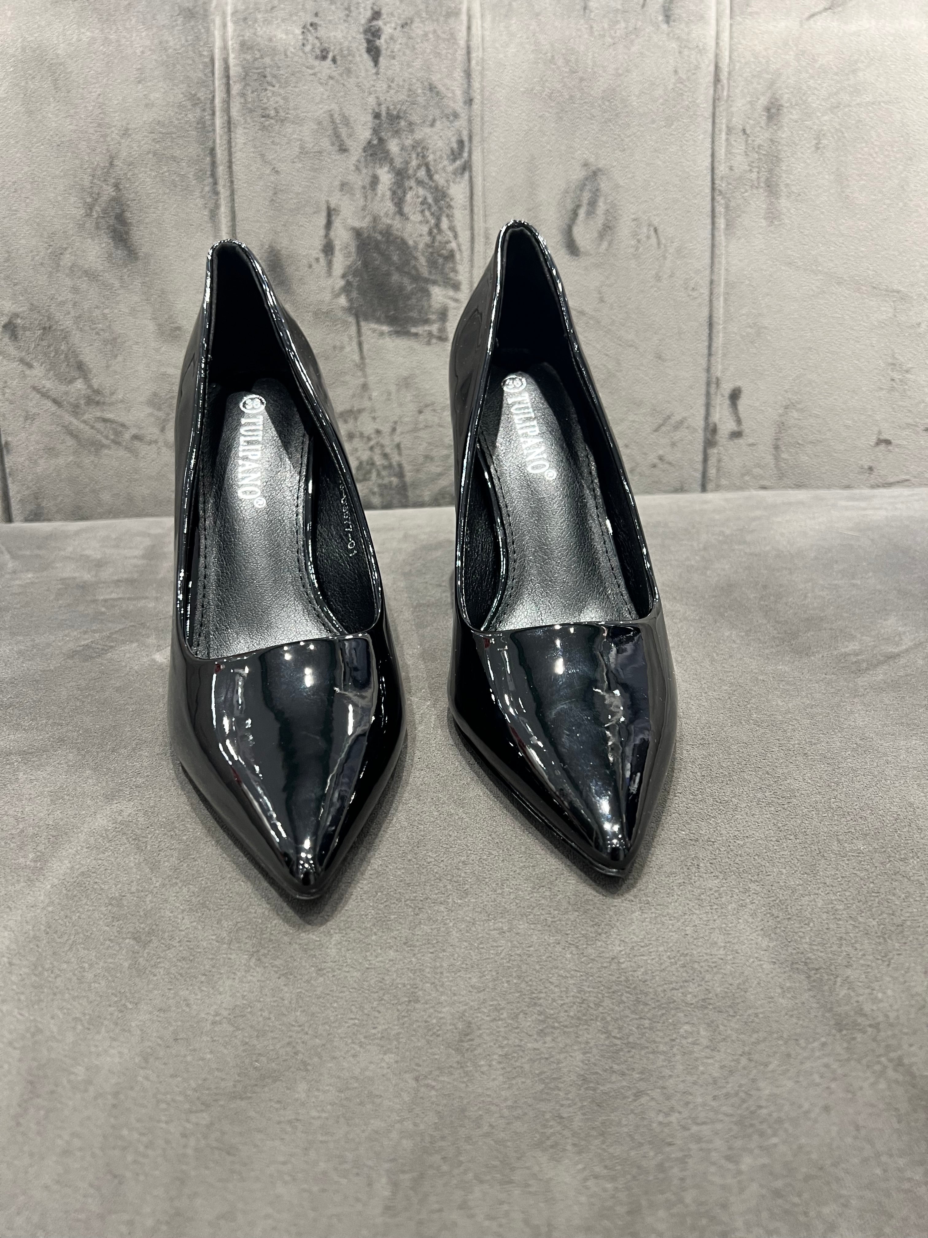 Décolleté in vernice d3577