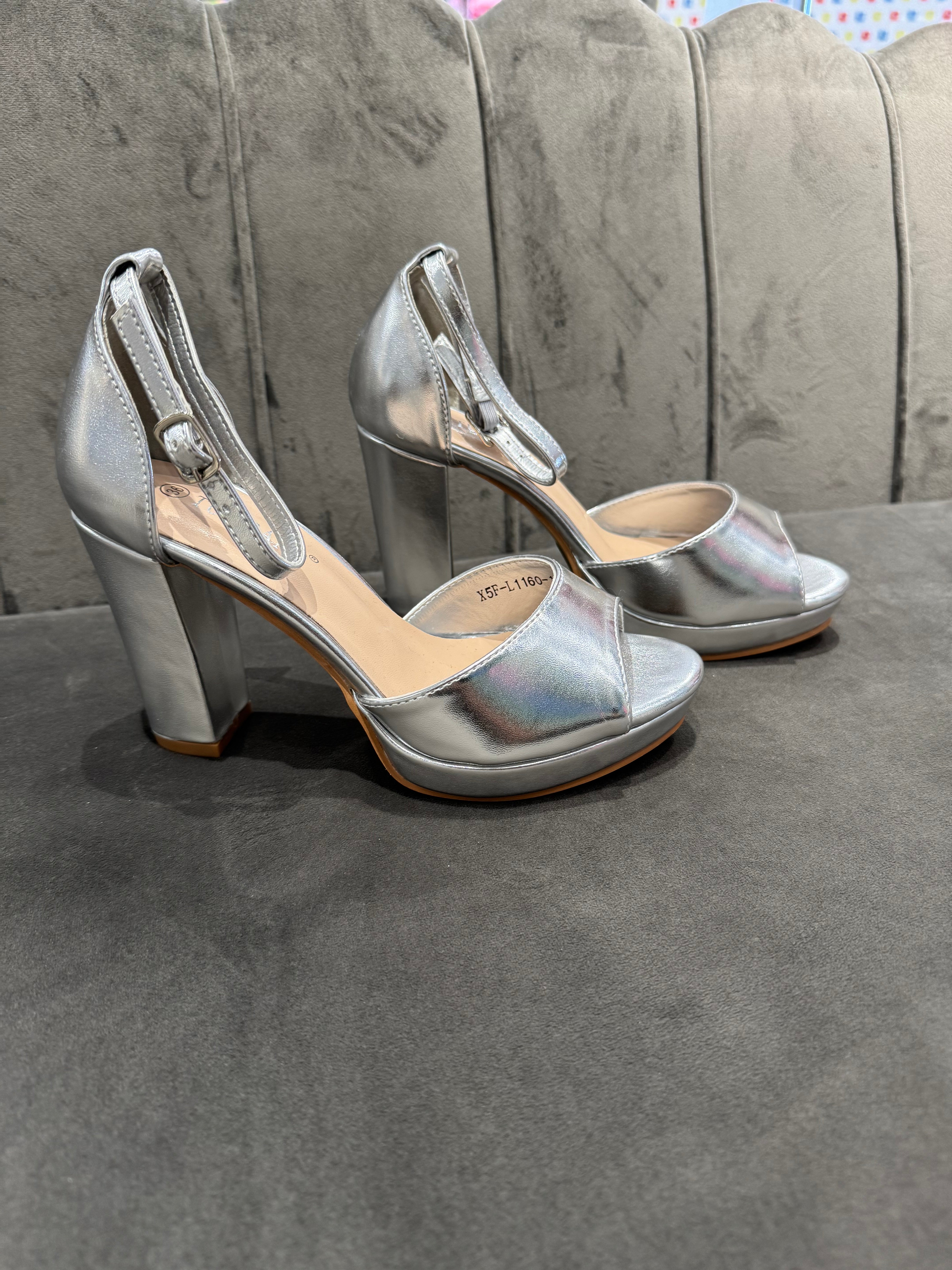 Sandalo Elisabetta  L1160